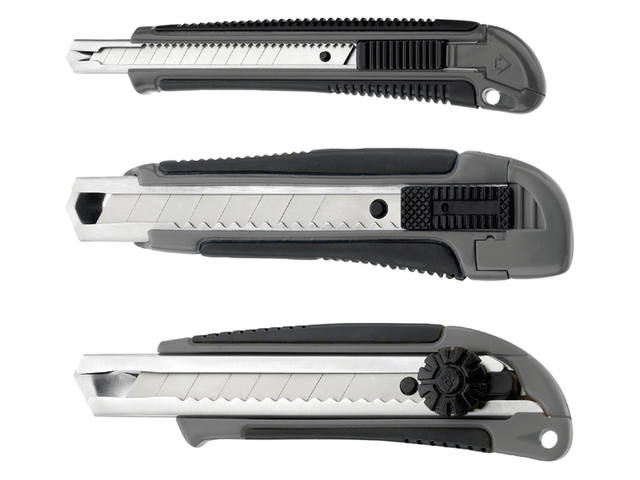 CUTTERMESSER WESTCOTT PROFESSIONAL 9MM  4